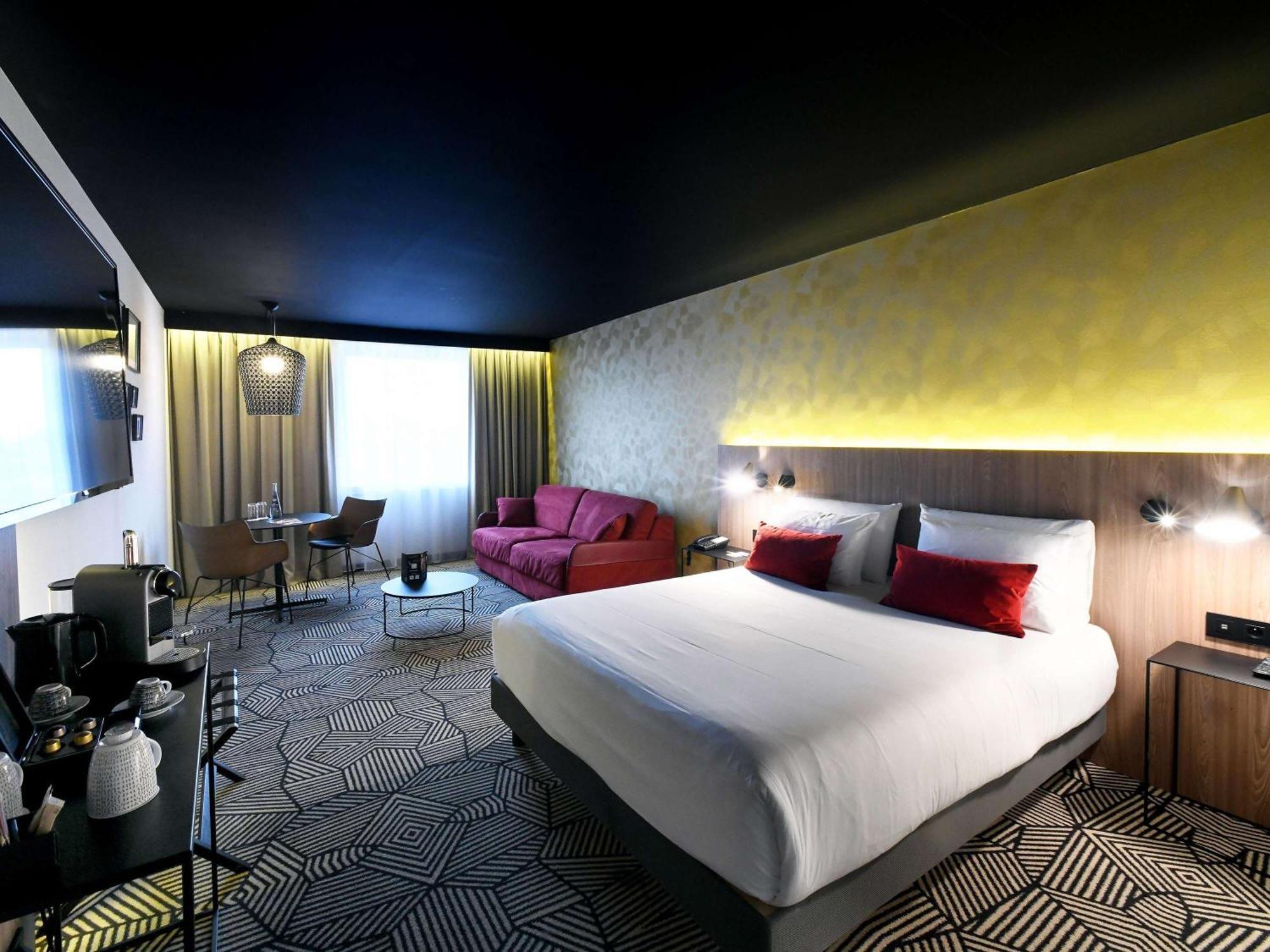 เมอร์เคียว อาร์ราส เซ็นเตอร์ การ์ Hotel ภายนอก รูปภาพ