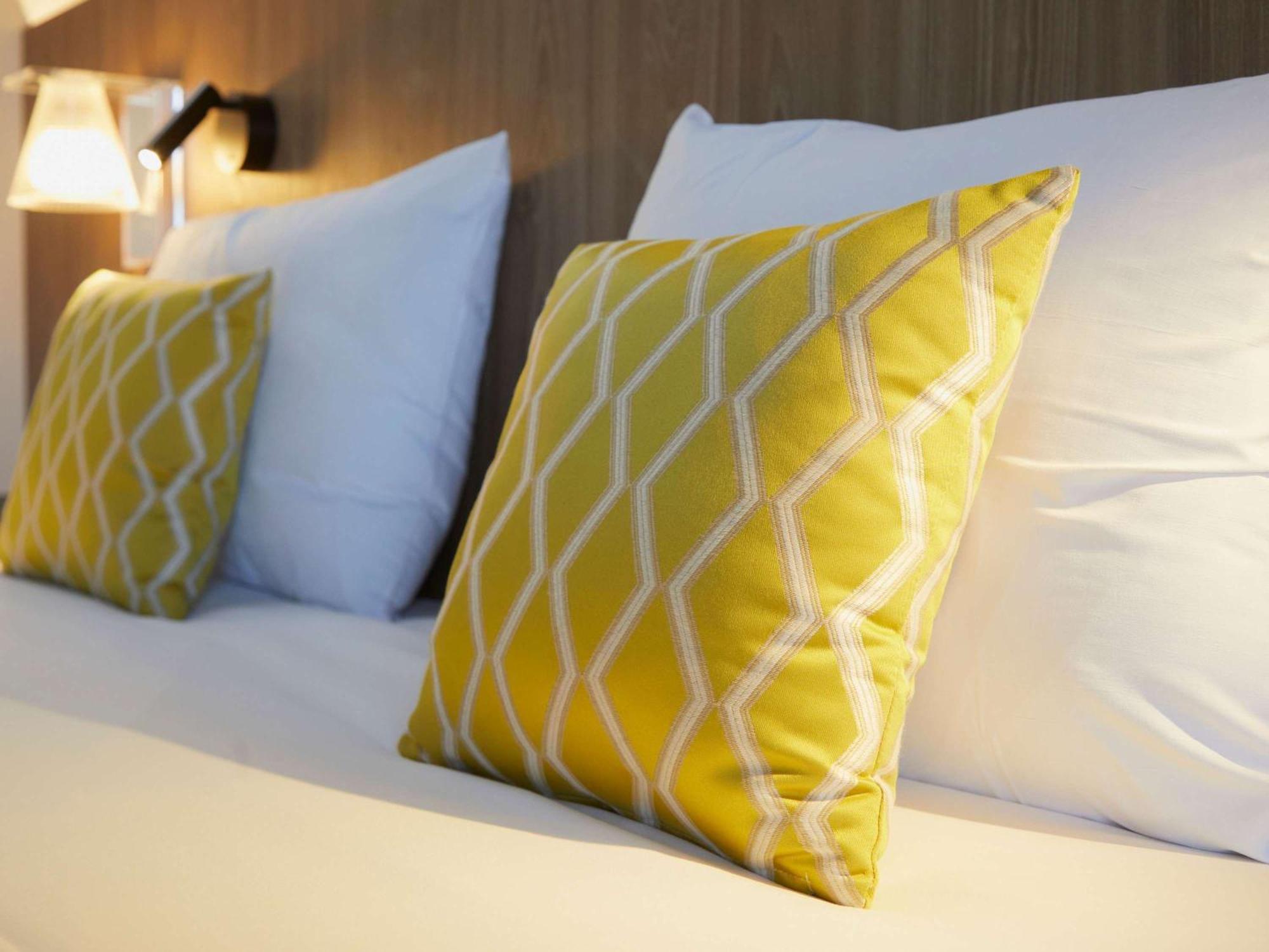 เมอร์เคียว อาร์ราส เซ็นเตอร์ การ์ Hotel ภายนอก รูปภาพ