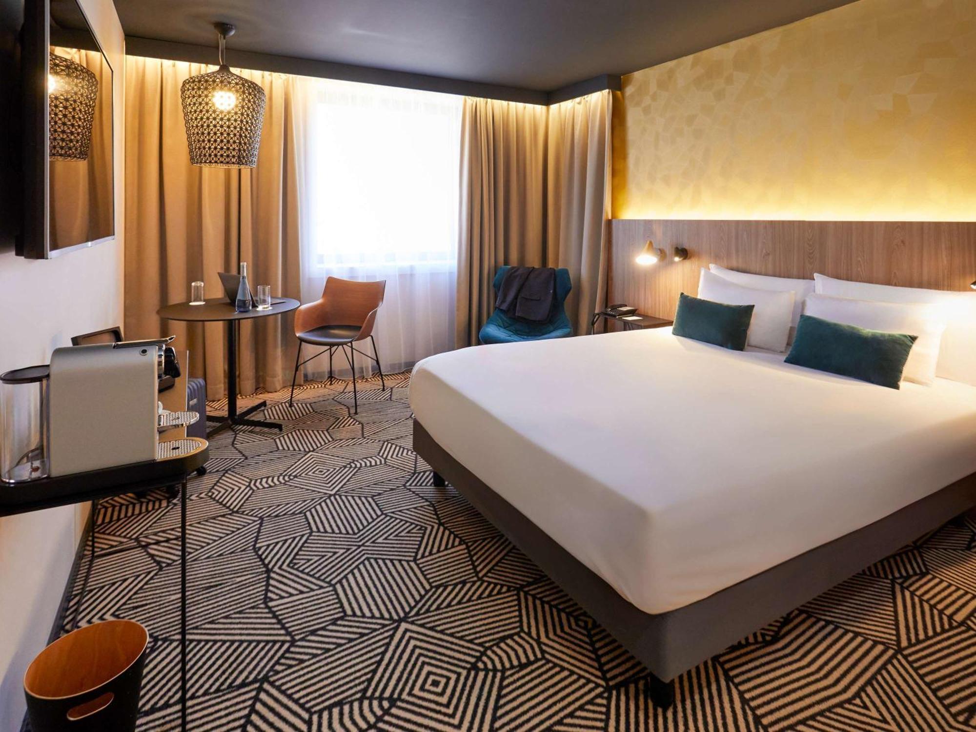 เมอร์เคียว อาร์ราส เซ็นเตอร์ การ์ Hotel ภายนอก รูปภาพ